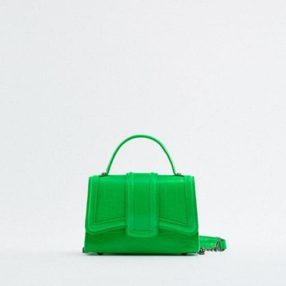 Zara Handbags - the mini city bag